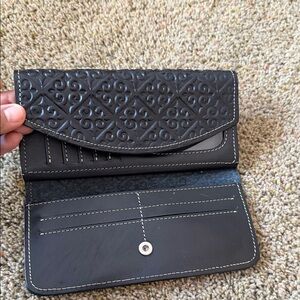 Elegant Black Embossed Women's Wallet